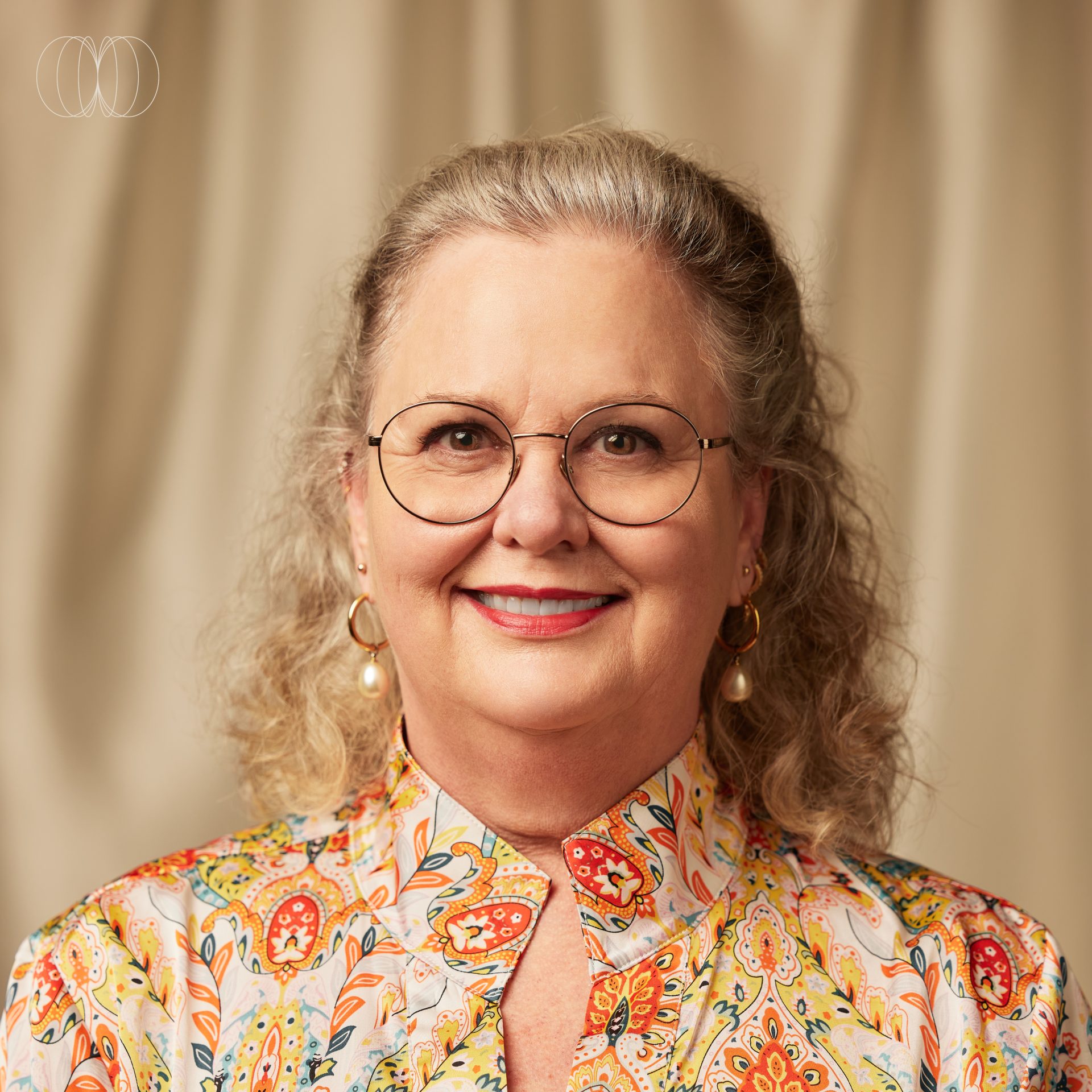 Corporate portrait photography for Core State Consulting by Brisbane photographer Andre Cois, featuring an off-white satin backdrop and professional lighting